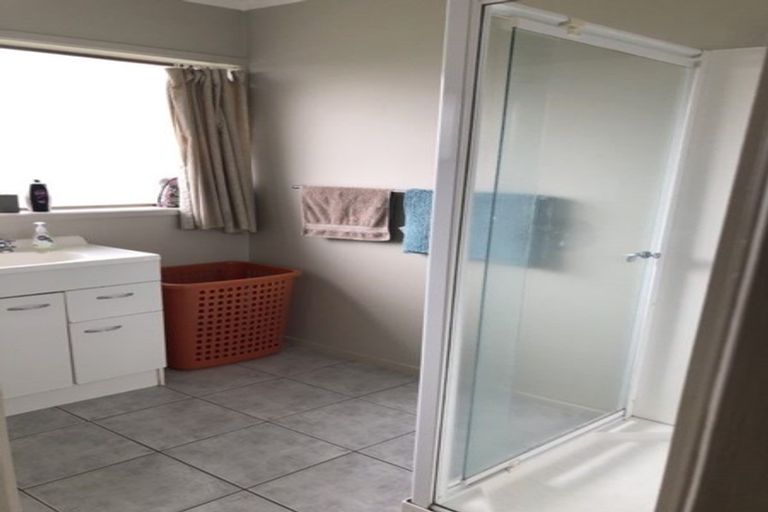 Photo of property in 1 Pike Place, Mangere East, Auckland, 2024