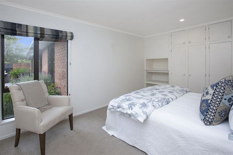 Photo of property in 3 Kelson Lane, Ilam, Christchurch, 8041