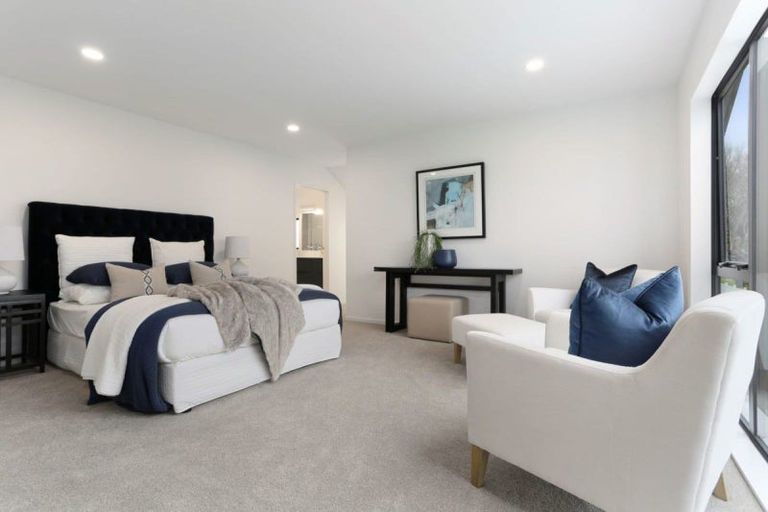 Photo of property in 27 Kotuitui Drive, Wainui, 0992