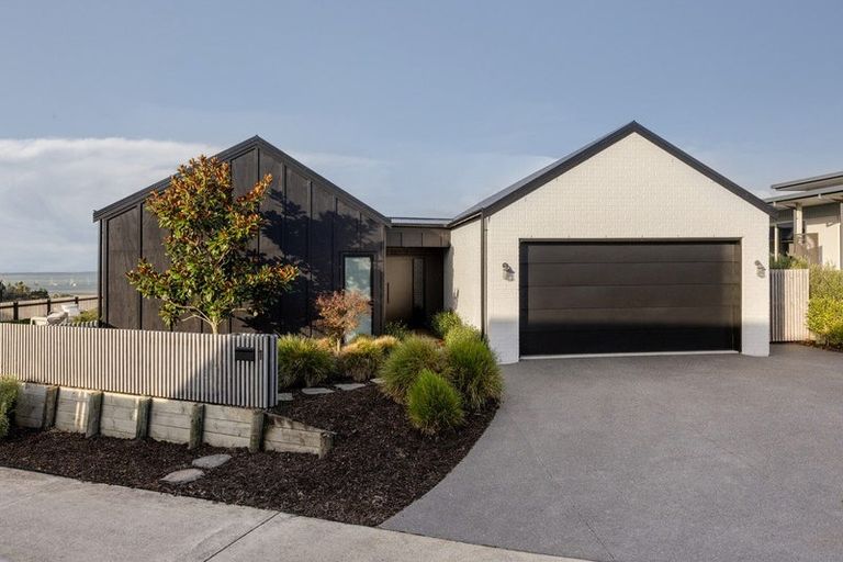 Photo of property in 1 Whitworth Lane, Omokoroa, 3114