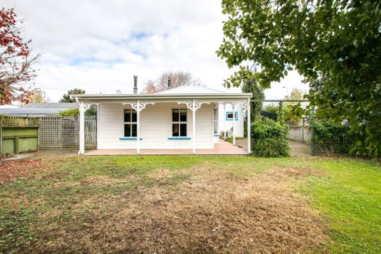 Photo of property in 1010 Heretaunga Street East, Parkvale, Hastings, 4122