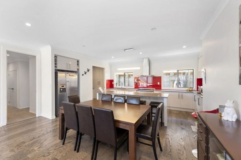 Photo of property in 11 Castleton Way, Flagstaff, Hamilton, 3210