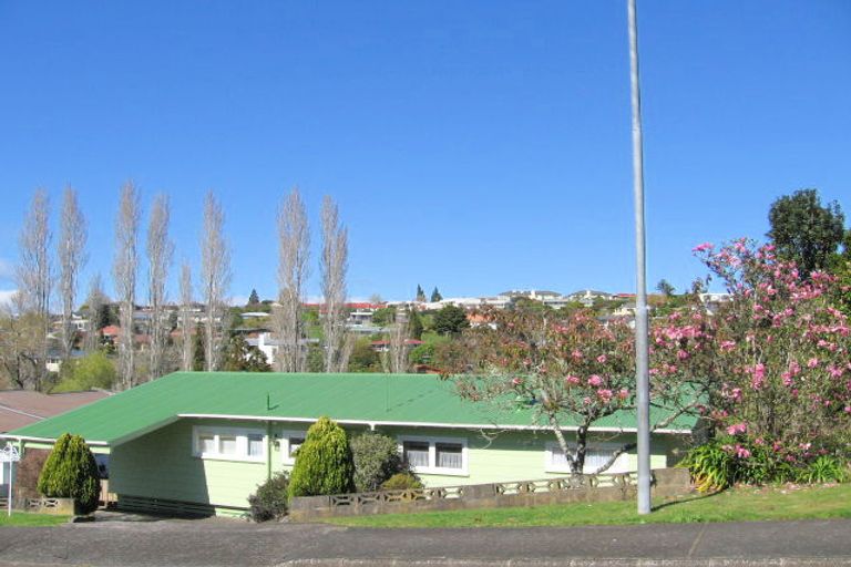 Photo of property in 13 Clifton Terrace, Brookfield, Tauranga, 3110