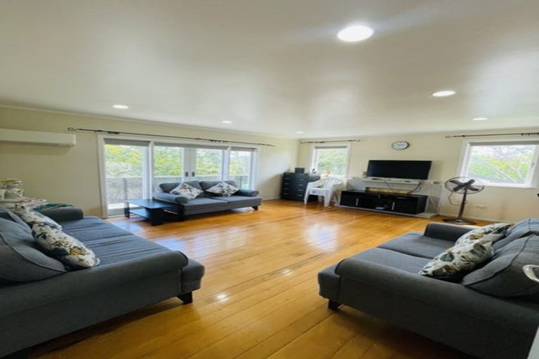 Photo of property in 184 Hutchinson Avenue, New Lynn, Auckland, 0600