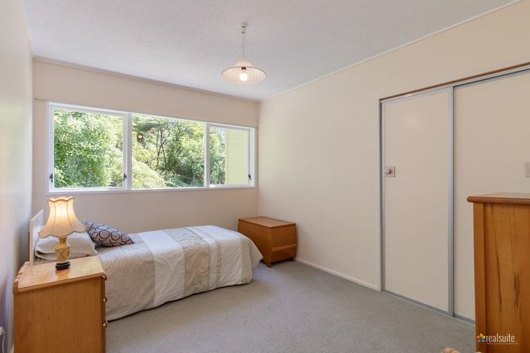 Photo of property in 58 Kamahi Street, Stokes Valley, Lower Hutt, 5019