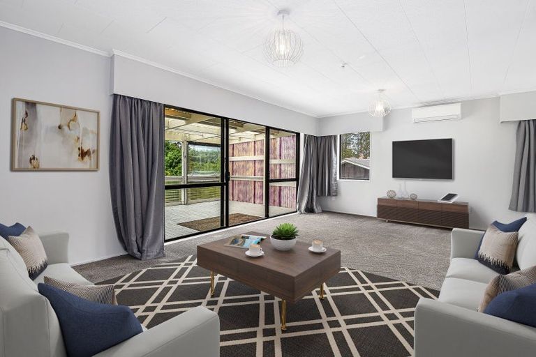 Photo of property in 20 Augustus Earle Place, Pukehangi, Rotorua, 3015