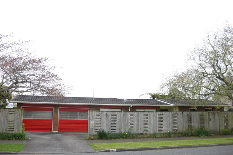 Photo of property in 83 Manu Crescent, Upper Vogeltown, New Plymouth, 4310