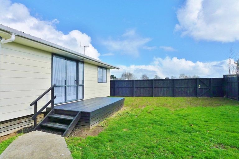 Photo of property in 28 Sturdee Road, Manurewa, Auckland, 2102