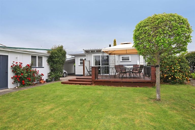 Photo of property in 33 Elliott Crescent, Havelock North, 4130