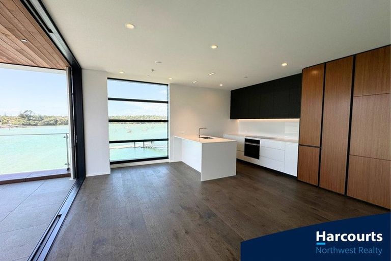 Photo of property in 501/6 Boundary Road, Hobsonville, Auckland, 0616