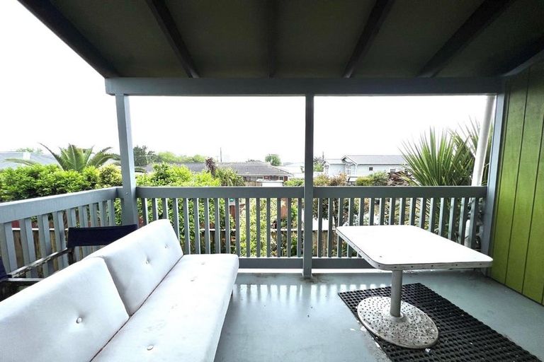 Photo of property in 4/46 Seabrook Avenue, New Lynn, Auckland, 0600