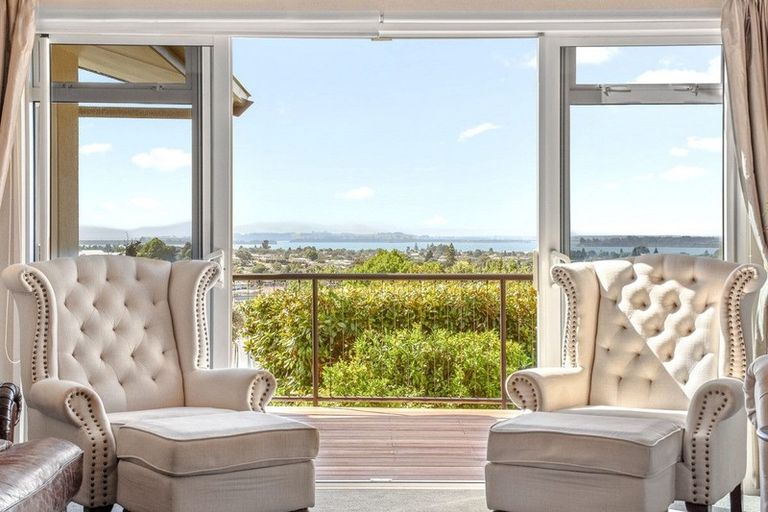 Photo of property in 37 Brookfield Terrace, Brookfield, Tauranga, 3110