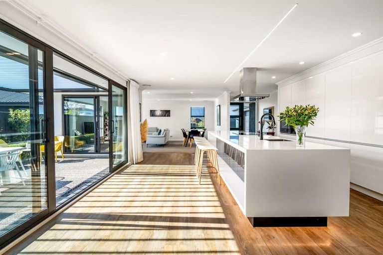 Photo of property in 54 The Esplanade, Pegasus, 7612