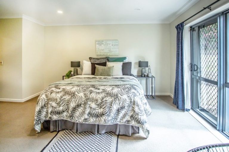 Photo of property in 25 Cascade Way, Paraparaumu, 5032