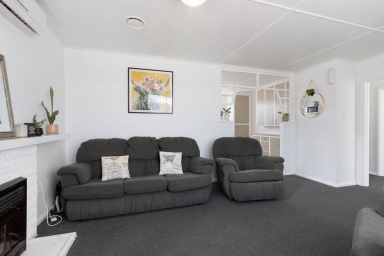 Photo of property in 16 Mason Avenue, Maraenui, Napier, 4110