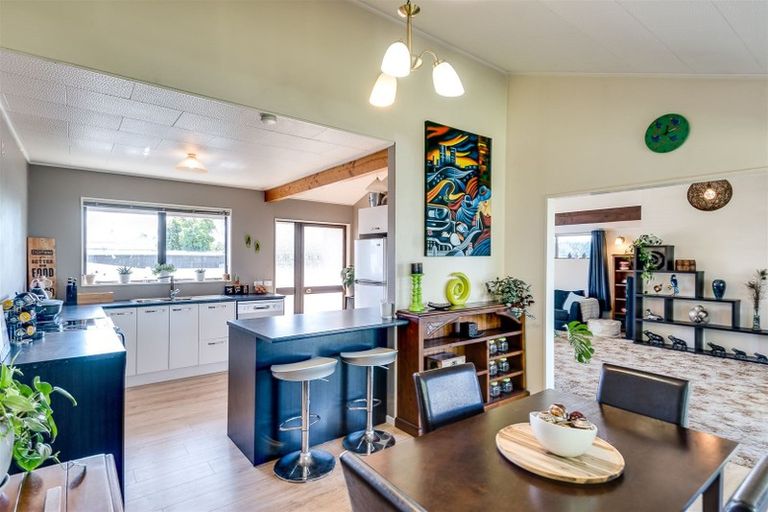 Photo of property in 1005a Heretaunga Street East, Parkvale, Hastings, 4122