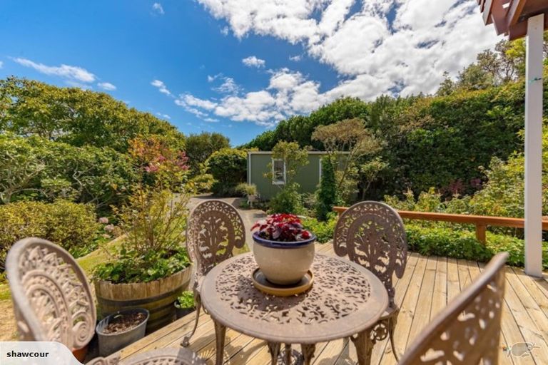Photo of property in 12 Whanake Street, Titahi Bay, Porirua, 5022