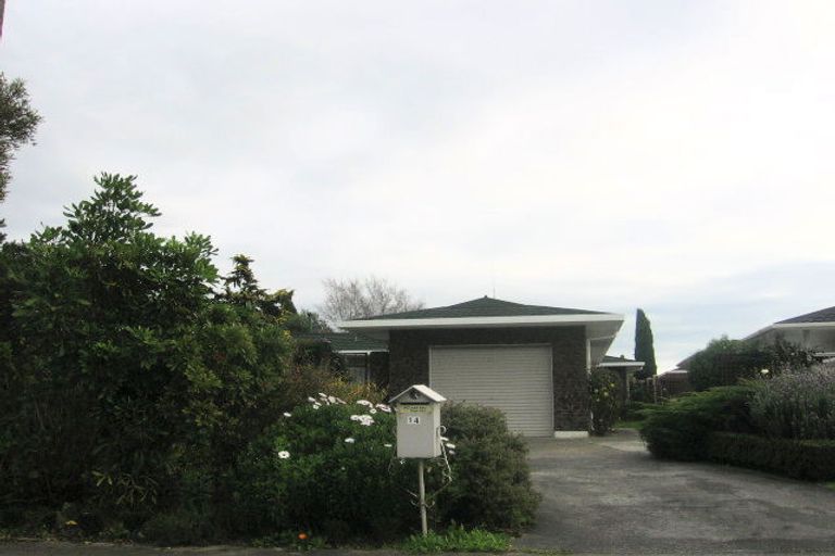 Photo of property in 14 Wedgwood Grove, Highbury, Palmerston North, 4412