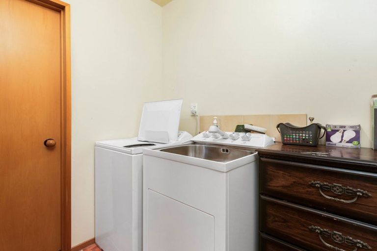 Photo of property in 10 Cherry Court, Wanaka, 9305