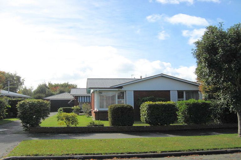Photo of property in 52 Raxworthy Street, Ilam, Christchurch, 8041