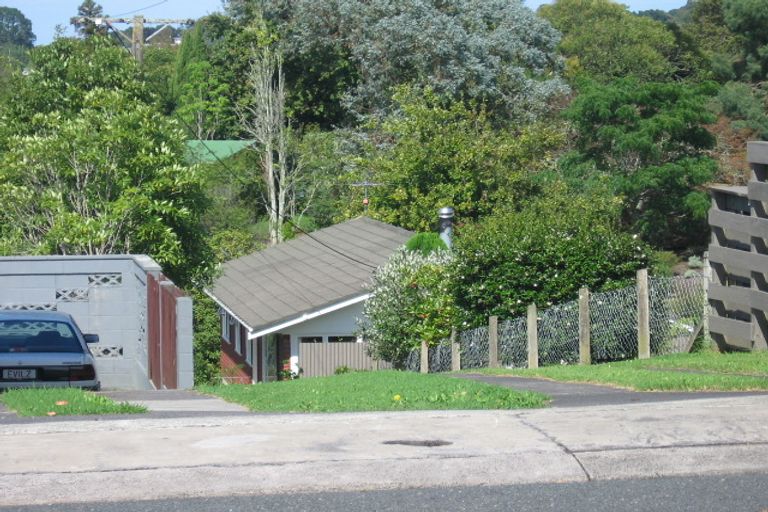 Photo of property in 180 Golf Road, Titirangi, Auckland, 0604