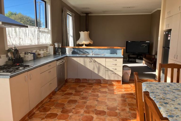 Photo of property in 44 Ajax Street, Milton, 9220