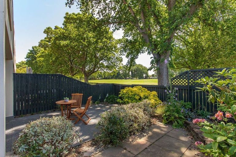 Photo of property in 7/17 Devon Street, Sydenham, Christchurch, 8023