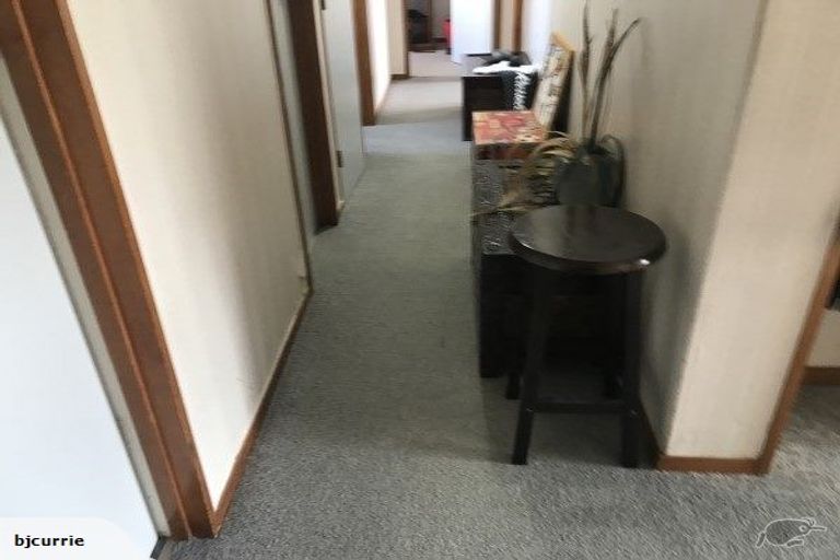 Photo of property in 37 Monowai Place, Westbrook, Palmerston North, 4412