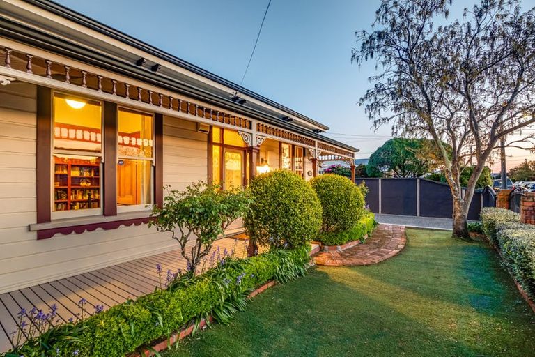 Photo of property in 104 Richmond Street, Petone, Lower Hutt, 5012