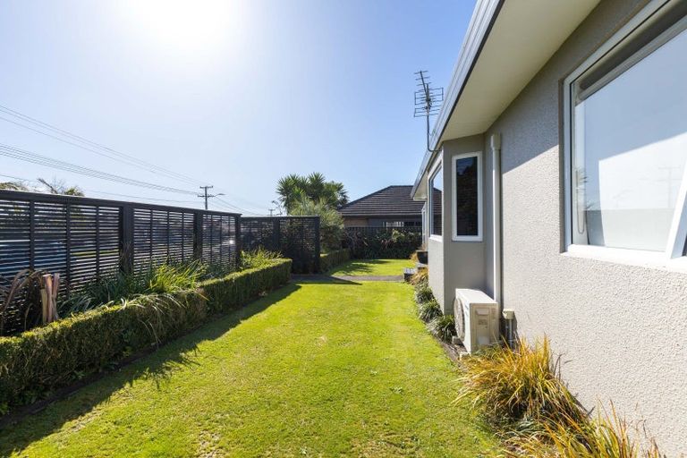 Photo of property in 369 Mangorei Road, Merrilands, New Plymouth, 4312