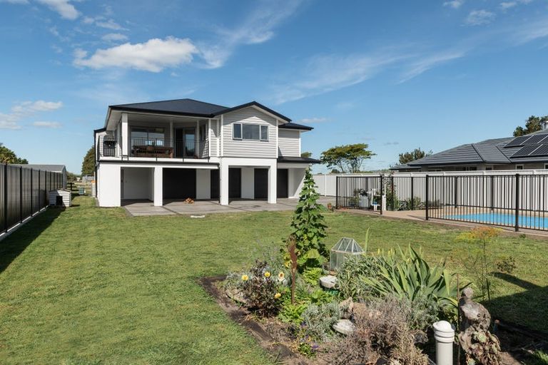 Photo of property in 60b Wilson Road South, Paengaroa, 3189