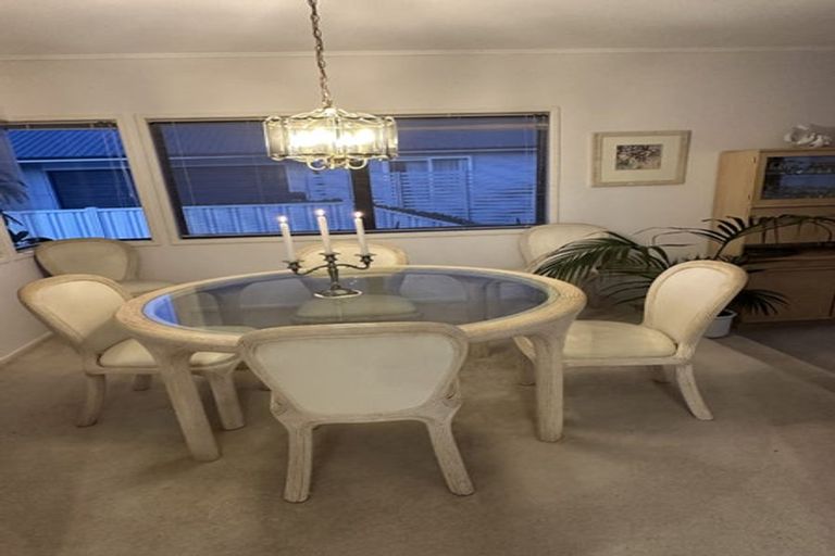 Photo of property in 31 Arkles Strand, Arkles Bay, Whangaparaoa, 0932