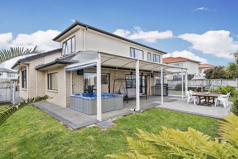 Photo of property in 89 Middlefield Drive, Flat Bush, Auckland, 2016