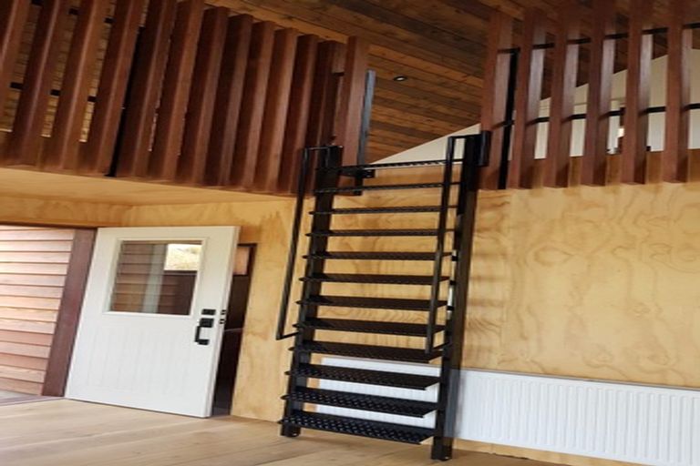 Photo of property in 43 Threepwood Road, Lake Hayes, Queenstown, 9371