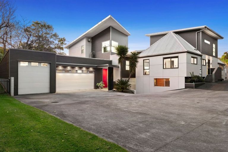 Photo of property in 48b Nevada Drive, Merrilands, New Plymouth, 4312