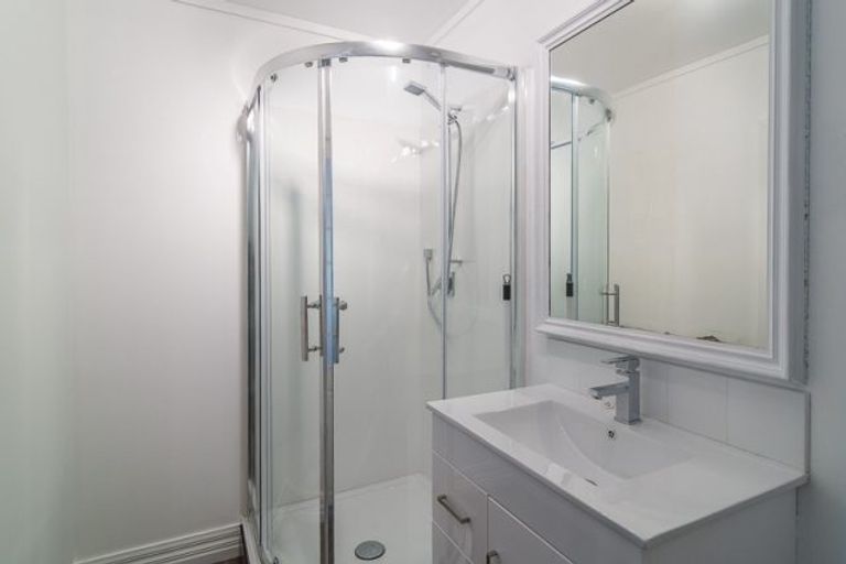 Photo of property in City Life Apartments, 219 The Terrace, Wellington Central, Wellington, 6011