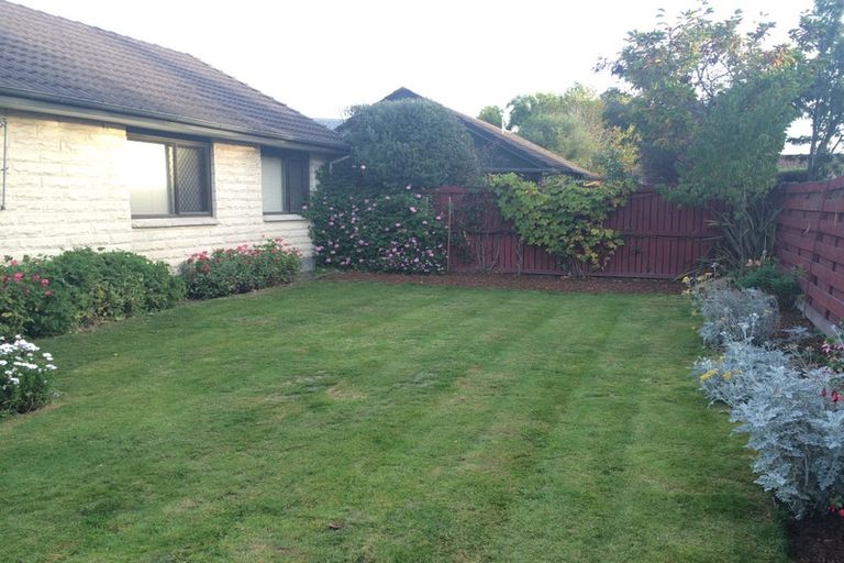 Photo of property in 2/9 Ikamatua Lane, Sydenham, Christchurch, 8023