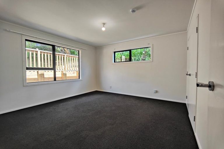 Photo of property in 17 Nalanda Crescent, Broadmeadows, Wellington, 6035