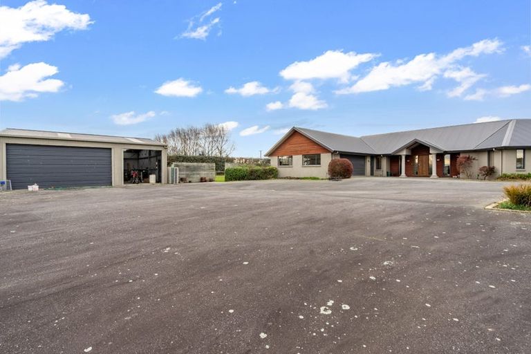 Photo of property in 12b Lady Barkly Road, Winton, 9782