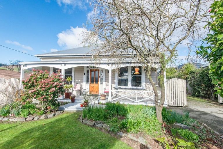 Photo of property in 56 Gladstone Road North, Mosgiel, 9024