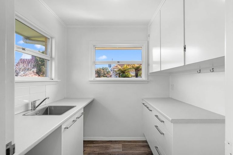 Photo of property in 65 Halswell Junction Road, Halswell, Christchurch, 8025