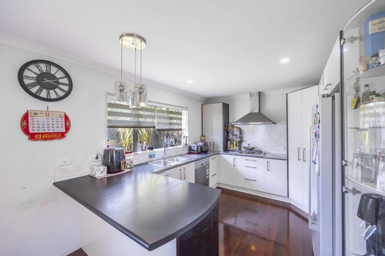Photo of property in 24a Miriam Corban Heights, Henderson, Auckland, 0612