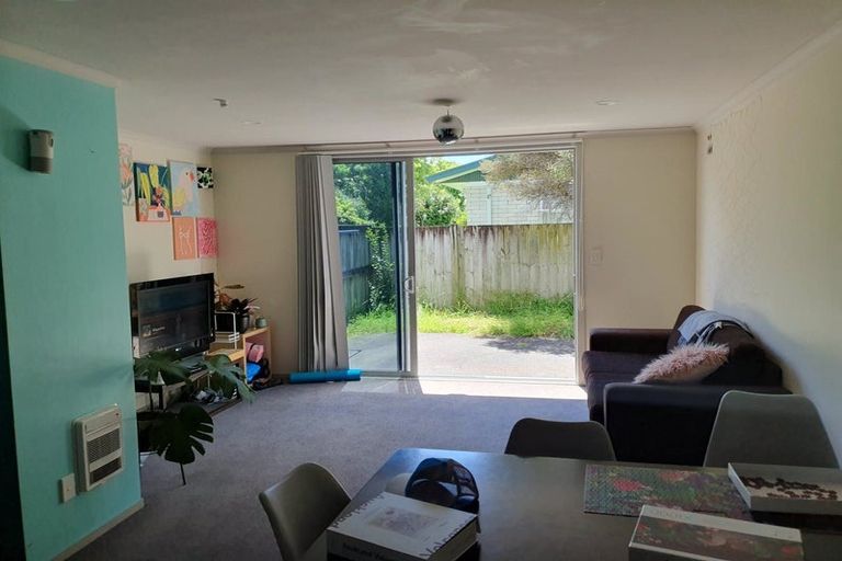 Photo of property in 9g Denver Place, Hamilton East, Hamilton, 3216