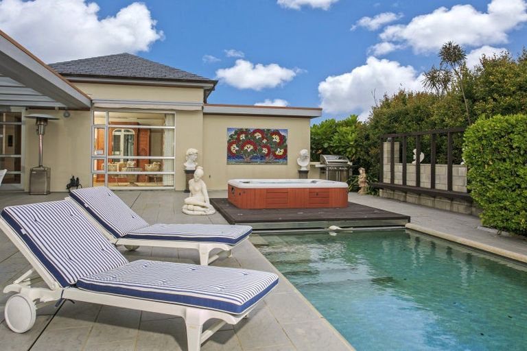 Photo of property in 316 Pinecrest Drive, Gulf Harbour, Whangaparaoa, 0930