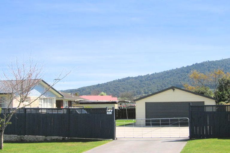 Photo of property in 23 Kenrick Road, Pukehangi, Rotorua, 3015