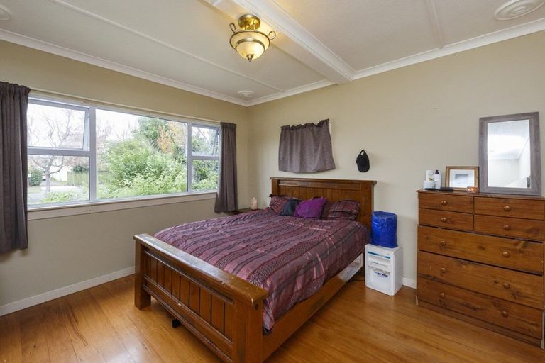 Photo of property in 71 Florence Avenue, Palmerston North, 4414
