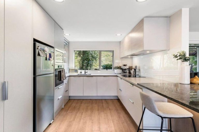 Photo of property in 1 Arawata Terrace, Fernhill, Queenstown, 9300