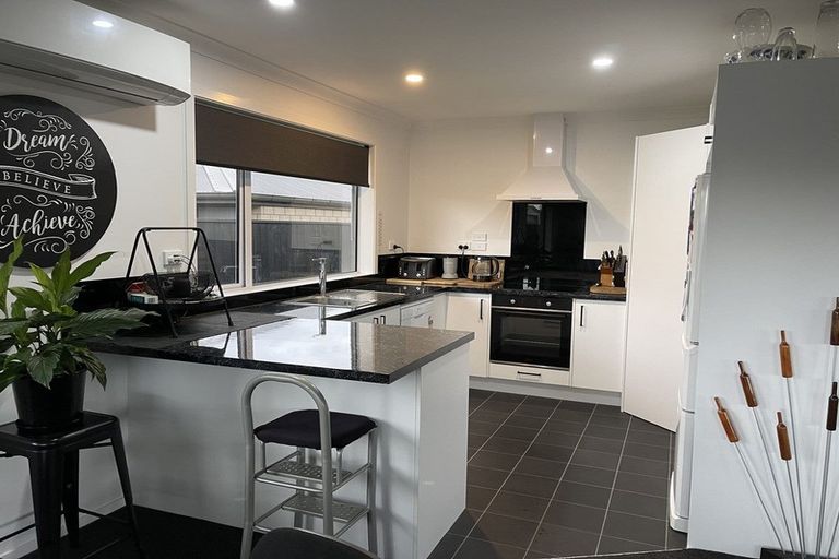 Photo of property in 110 Cracroft Street, Waitara, 4320