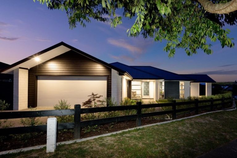 Photo of property in 1 Mortlake Heights, Pyes Pa, Tauranga, 3112