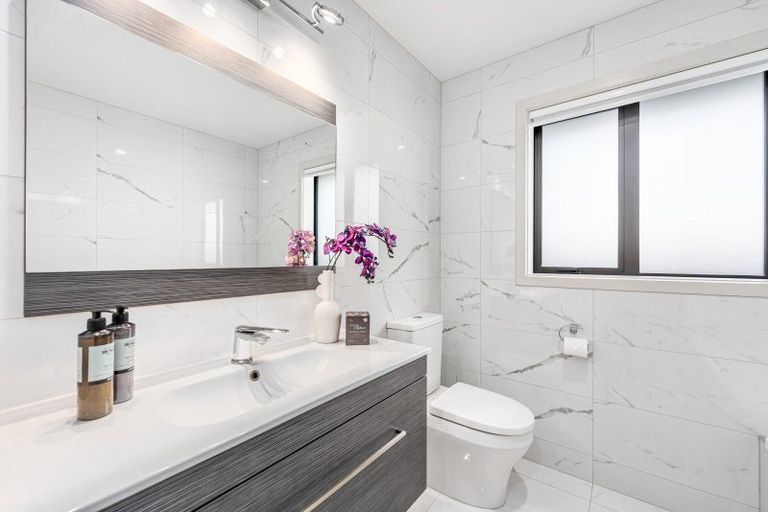 Photo of property in 151 James Line, Kelvin Grove, Palmerston North, 4414